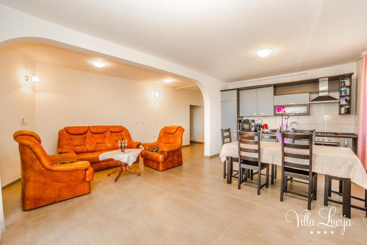 Villa Lucija Пула Экстерьер фото