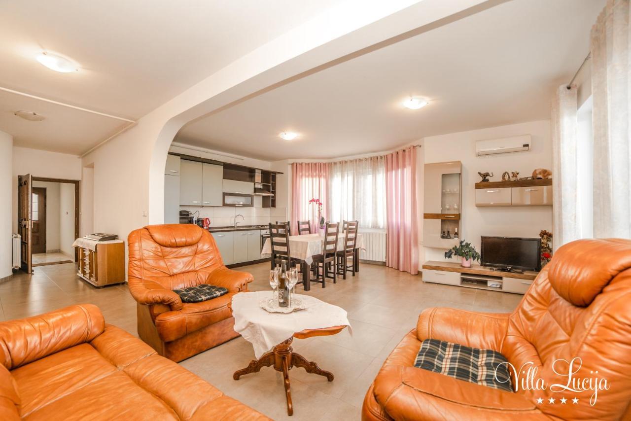 Villa Lucija Пула Экстерьер фото